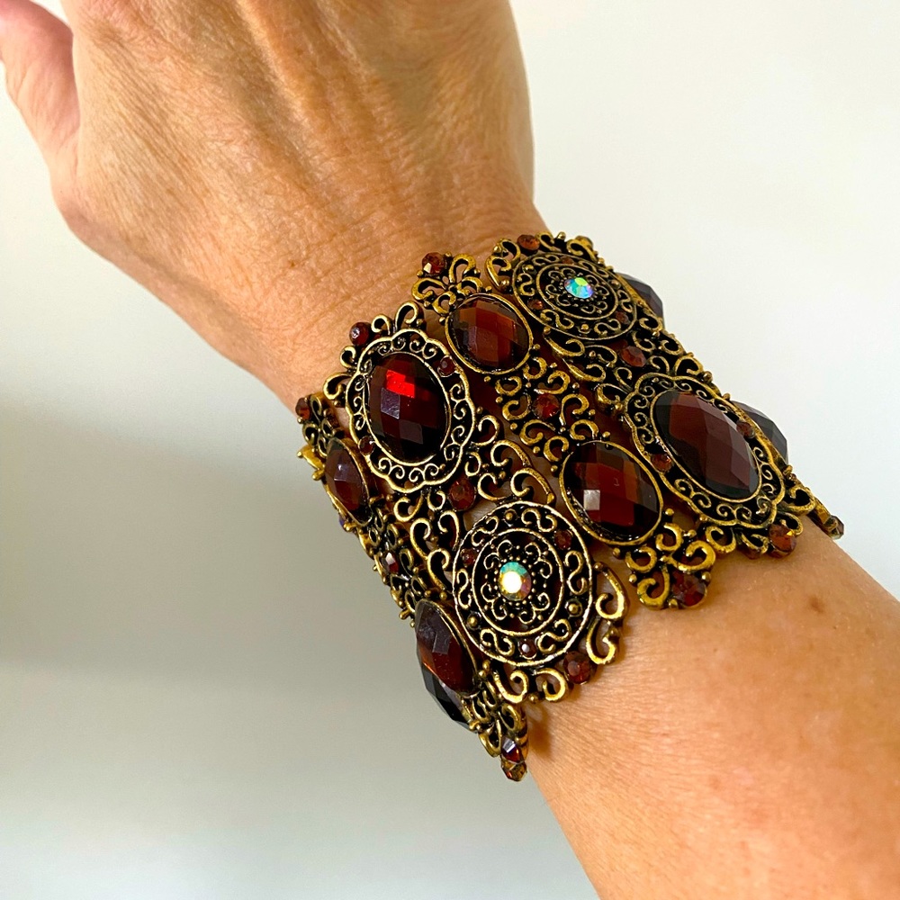 Exotic cuff bracelet